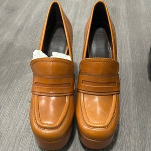 Zara size 8 shoe platform